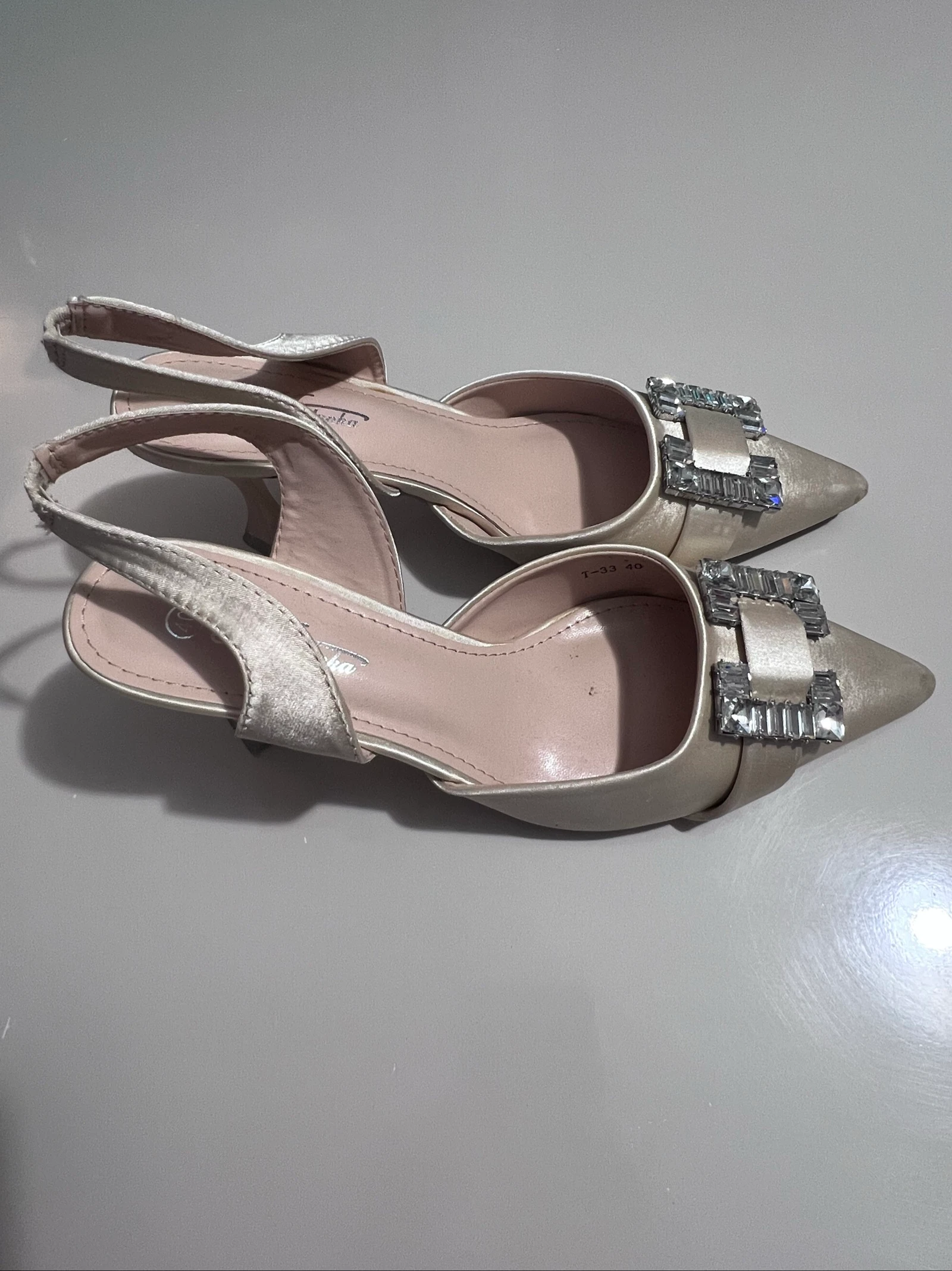 Zapatos de tacón Slingback de satén champán con cristal - Talla 40 (Excelente estado) – photo 3